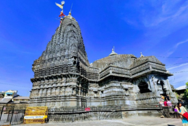 Shirdi & Nashik Package